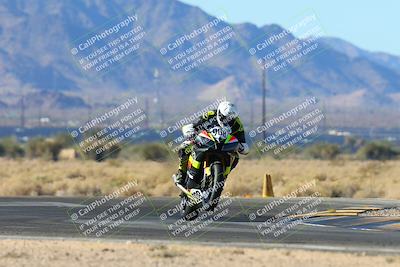 media/Jan-12-2025-CVMA (Sun) [[be1d2b16e3]]/Race 2-Supersport Middleweight/